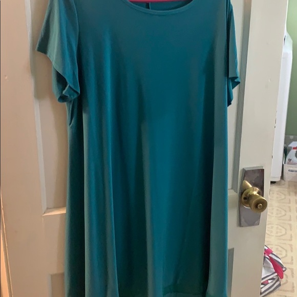 CAP SLEEVE A-LINE DRESS WITH MESH INSERT - Picture 3 of 3